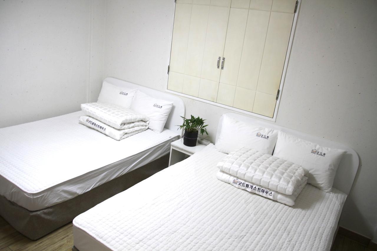 Uh Suite Gyeongju Exterior foto